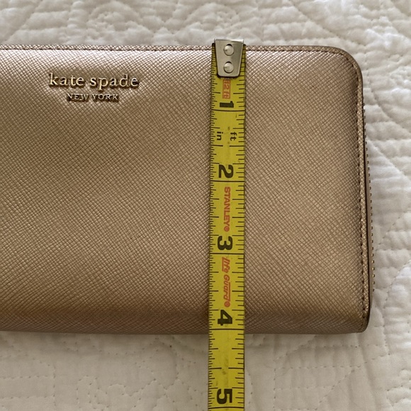 Kate Spade large gold metallic zip around wallet w/ cranberry and pink interior - Picture 8 of 16